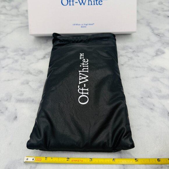 Off-White Sunglasses Case Set, White Boxed, Padded Drawstring Bag,Cleaning Cloth - Picture 5 of 8